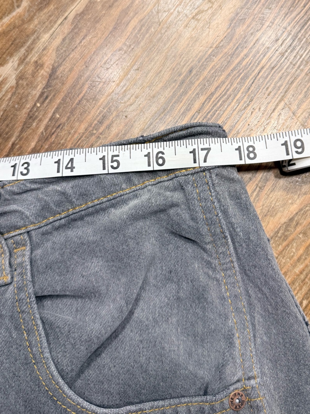 We The Free Good Luck Mid-Rise Barrel women jeans - size 32 - Grey - Picture 3 of 5
